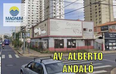 Imagem: O depósito possui 242m² de Área e está localizado em Centro