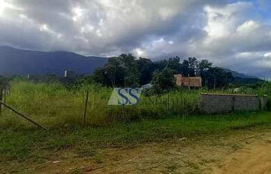 Imagem 1: Área bem localizada na praia Massaguaçu, á 300m da praia