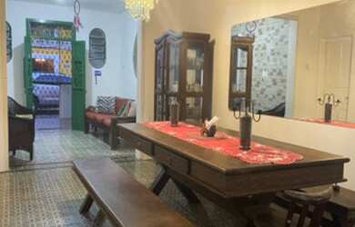 Imagem: A casa possui 1 Dormitório, 1 Banheiro, 150m² de Área e