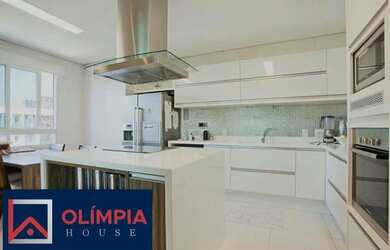 Imagem: O apartamento na cobertura possui 4 Dormitórios, 5 Banheiros