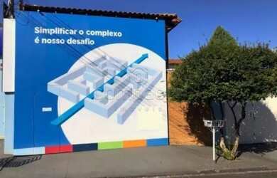 Imagem: O depósito possui 3 Vagas na garagem, 350m² de Área e está