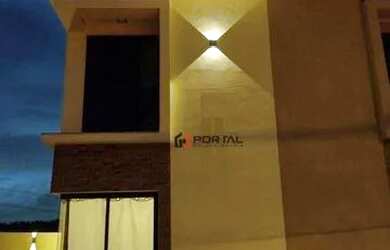 Imagem: A casa em condomínio possui 3 Dormitórios, 4 Banheiros, 2