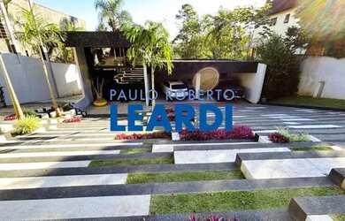 Imagem: A casa em condomínio possui 3 Dormitórios, 4 Banheiros, 5