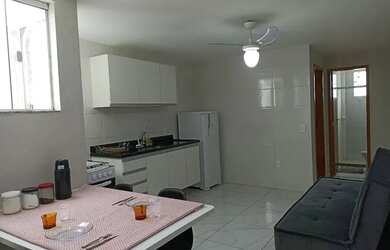 Imagem: O apartamento possui 1 Dormitório, 1 Banheiro, 1 Vaga na garagem