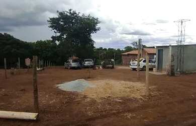 Imagem: A chácara possui 1.817m² de Área e está localizado em Goianira