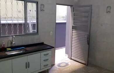 Imagem: A casa possui 2 Dormitórios, 1 Banheiro, 80m² de Área e