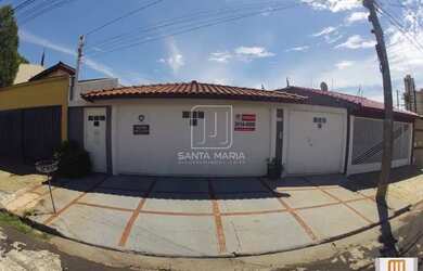 Imagem: A casa possui 5 Dormitórios, 4 Banheiros, 2 Vagas na garagem