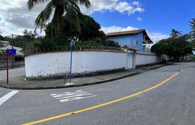 Imagem 4: Casa em Maricá. Piscina, Churrasqueira, Varandae400m² de Área