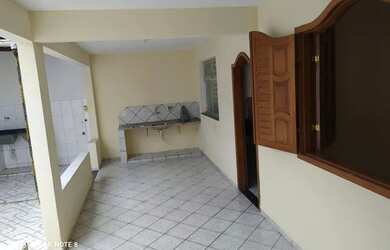 Imagem: O apartamento possui 2 Dormitórios, 1 Banheiro, 80m² de Área