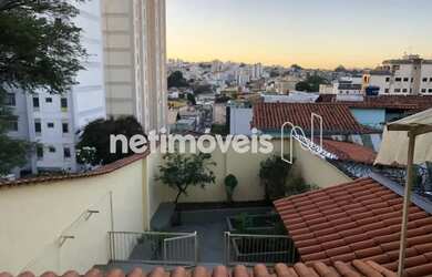 Imagem: A casa possui 5 Dormitórios, 2 Banheiros, 1 Vaga na garagem