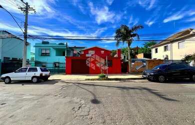 Imagem: A casa possui 2 Dormitórios, 2 Banheiros, 100m² de Área e