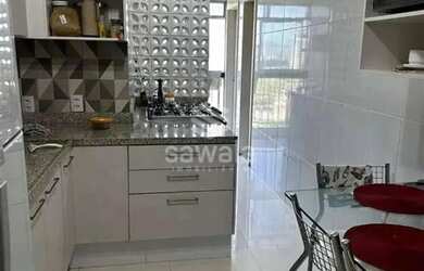 Imagem: A casa possui 4 Dormitórios, 4 Banheiros, 2 Vagas na garagem