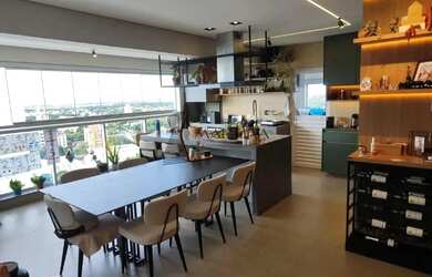 Imagem: O apartamento possui 2 Dormitórios, 3 Banheiros, 2 Vagas na