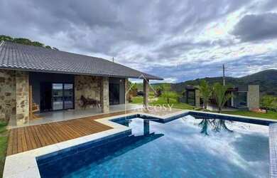 Imagem: A casa em condomínio à venda possui 3 Dormitórios, 2 Banheiros