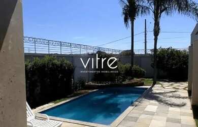 Imagem: A casa possui 3 Dormitórios, 4 Banheiros, 4 Vagas na garagem