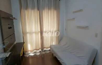 Imagem: O apartamento possui 1 Dormitório, 1 Banheiro, 1 Vaga na garagem