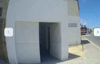 Imagem: O depósito possui 2 Vagas na garagem, 75m² de Área e está