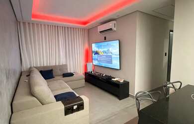 Imagem: O apartamento possui 2 Dormitórios, 2 Banheiros, 1 Vaga na