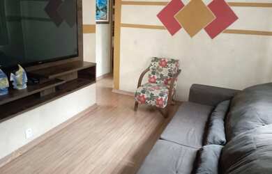 Imagem: O apartamento possui 3 Dormitórios, 1 Banheiro, 2 Vagas na