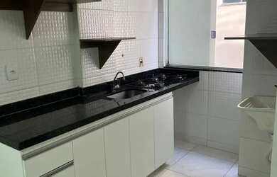 Imagem: O apartamento possui 1 Dormitório, 1 Banheiro, 1 Vaga na garagem