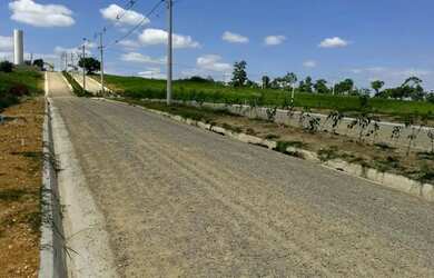 Imagem: O terreno possui 1.000m² de Área e está localizado em Araçoiaba