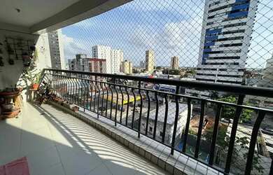 Imagem: O apartamento possui 3 Dormitórios, 4 Banheiros, 2 Vagas na