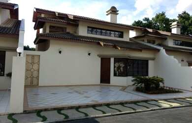 Imagem 1: Casa em condomínio fechado Atibaia, Vila Santista, excelente localização