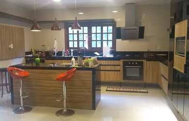 Imagem: A casa à venda possui 2 Dormitórios, 1 Banheiro, 1 Vaga na