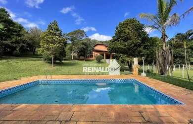 Imagem: A fazenda possui 900m² de Área e está localizado em Portal