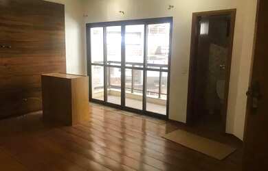 Imagem: O apartamento possui 3 Dormitórios, 2 Banheiros, 1 Vaga na