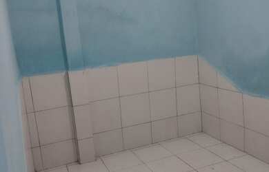 Imagem: A casa possui 1 Dormitório, 1 Banheiro e está localizado