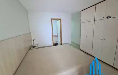 Imagem 13: Apartamento para venda possui 215 metros quadrados com 4 quartos em Centro...