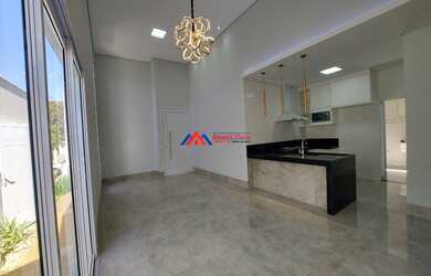 Imagem: A casa em condomínio possui 3 Dormitórios, 4 Banheiros, 4