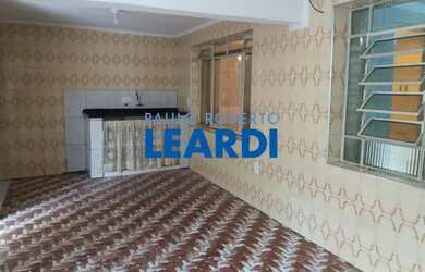 Imagem: A casa possui 5 Dormitórios, 5 Banheiros, 2 Vagas na garagem