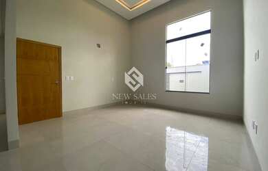 Imagem: A casa possui 3 Dormitórios, 3 Banheiros, 308m² de Área e