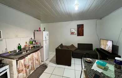 Imagem: A casa possui 2 Dormitórios, 1 Banheiro e 50m² de Área e