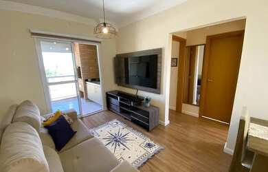 Imagem: O apartamento possui 2 Dormitórios, 1 Banheiro, 1 Vaga na garagem