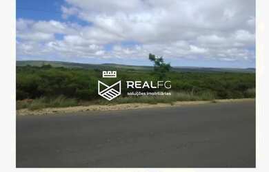 Imagem: O terreno possui 1m² de Área e está localizado em Caetité