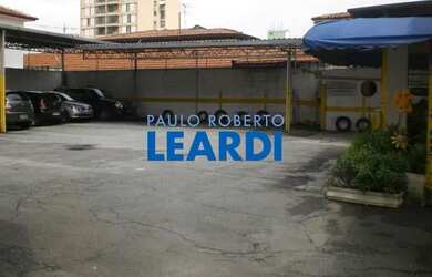 Imagem: O depósito possui 360m² de Área e está localizado em Pinheiros