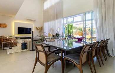 Imagem 4: Venda Casa com 450,00 metroQuadrado, 5 dormitório s , 3 vaga s . Swiss...