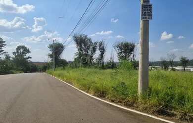 Imagem: O terreno possui 10.000m² de Área e está localizado em Betel