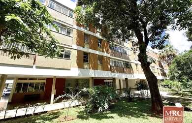 Imagem: O apartamento possui 2 Dormitórios, 2 Banheiros e 73m² de