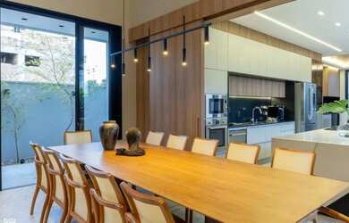 Imagem 10: Casa Sobrado para venda possui 400 metros quadrados com 4 mais escritório...