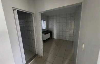 Imagem 12: Casa com 2 dormitórios e vaga de garagem, localizada em Ferraz de Vasconcelos