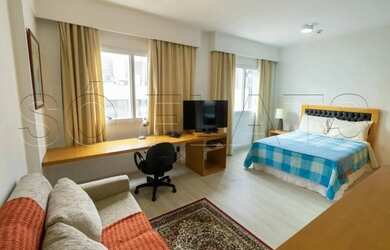 Imagem: O apartamento possui 1 Dormitório, 1 Banheiro, 1 Vaga na garagem