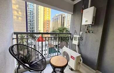 Imagem: O apartamento possui 1 Dormitório, 1 Banheiro, 1 Vaga na garagem