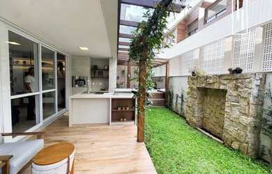 Imagem: O apartamento possui 3 Dormitórios, 4 Banheiros, 3 Vagas na