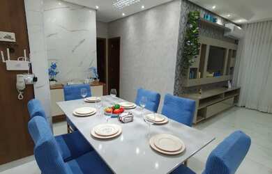 Imagem: O apartamento possui 2 Dormitórios, 2 Banheiros, 1 Vaga na