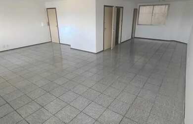 Imagem: O depósito possui 70m² de Área e está localizado em Centro