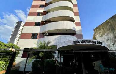 Imagem: O apartamento possui 3 Dormitórios, 5 Banheiros, 2 Vagas na